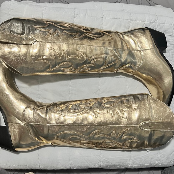 Gold Women’s Cowboy Boots - Picture 2 of 2